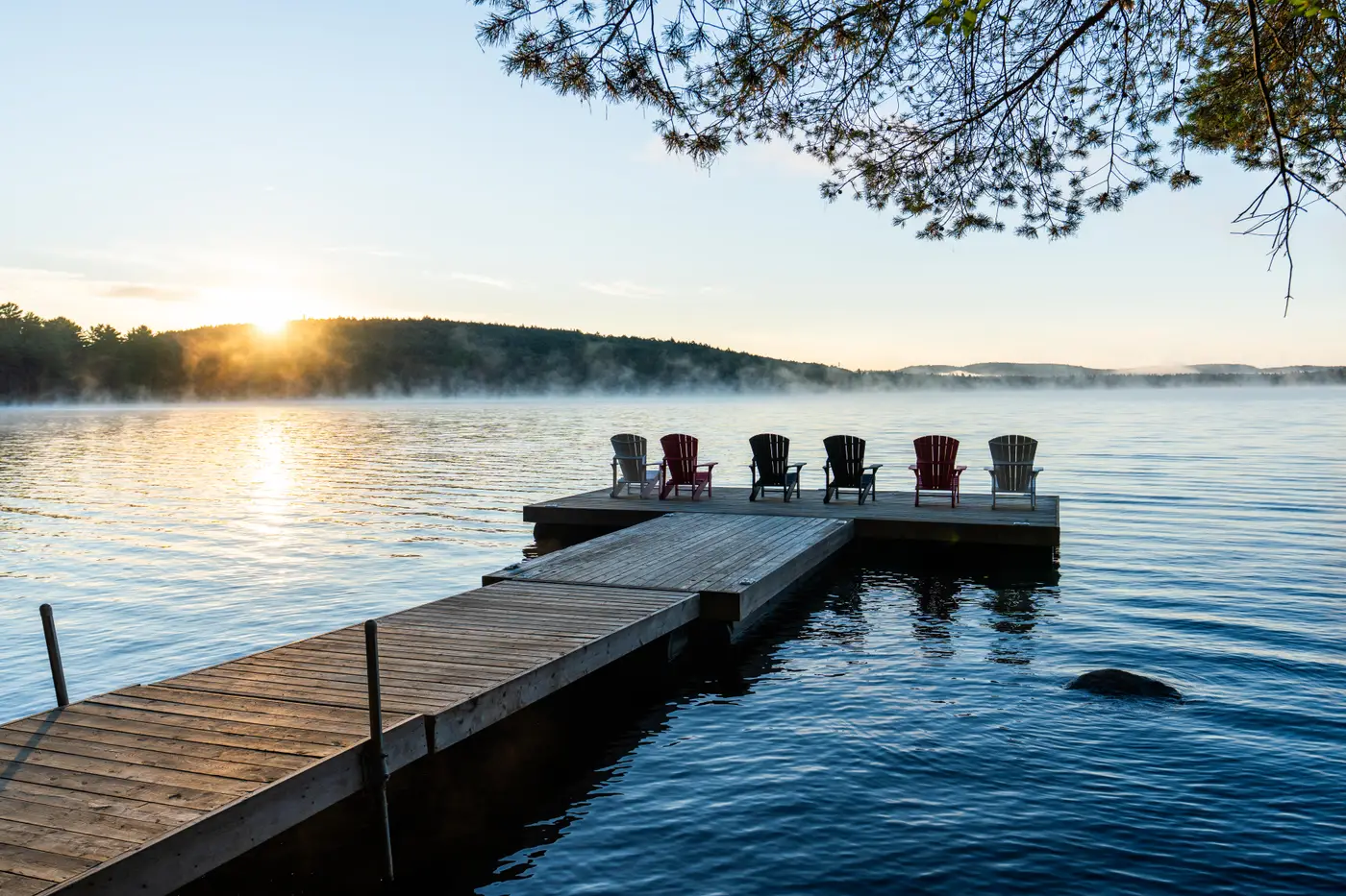 Walk out deck facing the lake at Killarney Lode in Algonquin park.