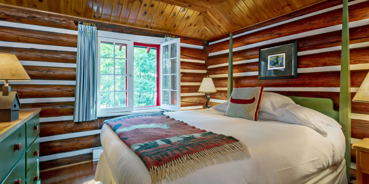 Bedroom of a Shoreline Cabin at Killarney Lodge in Algonquin Park.