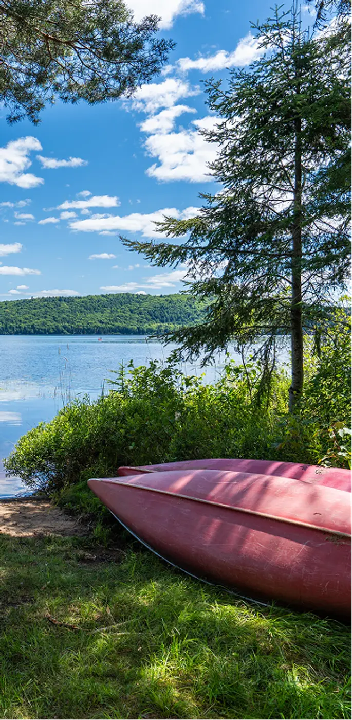 Private canoe provided with each cabin during your stay at Killarney Lodge in Algonquin Park.