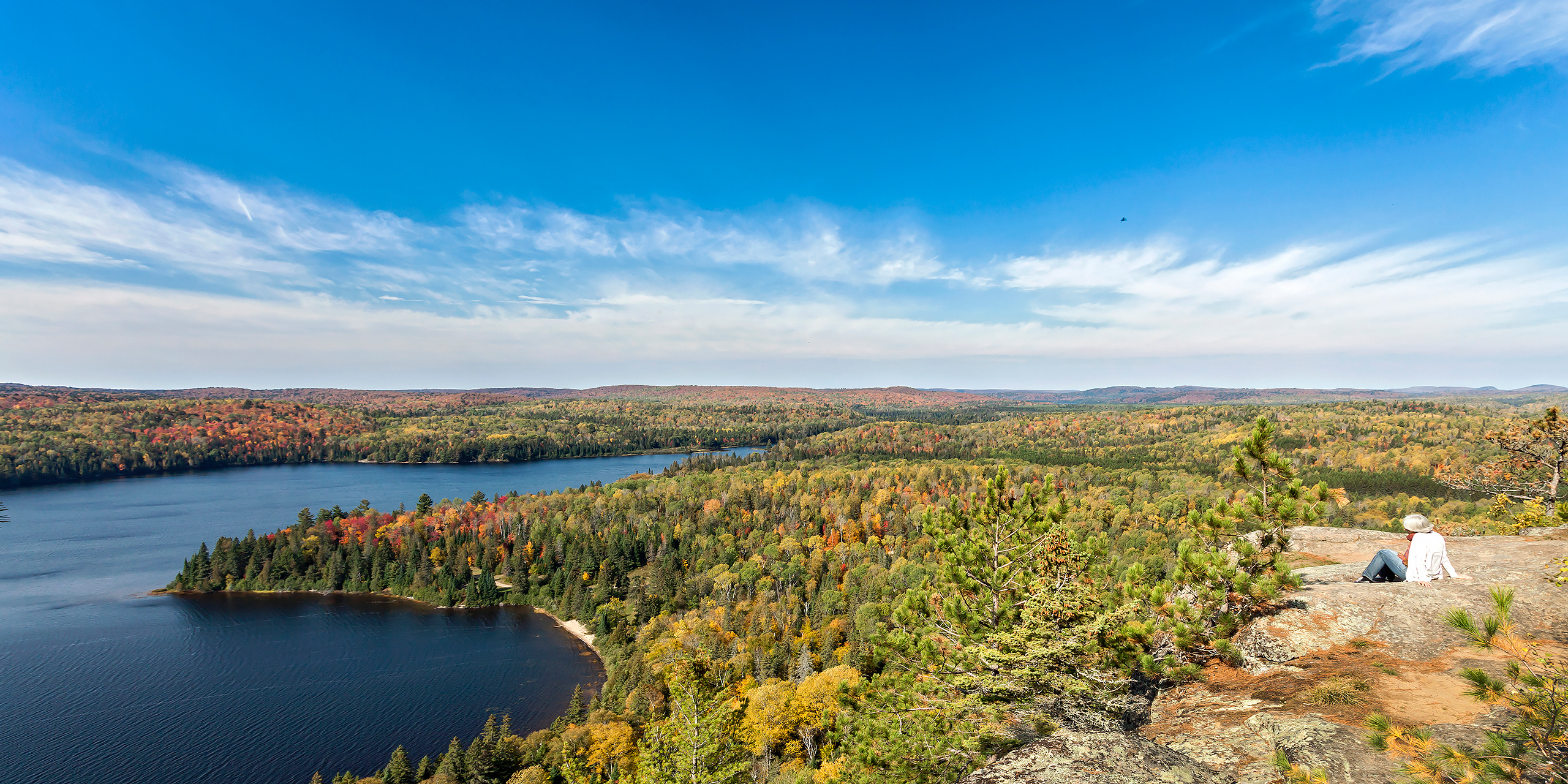 Centennial Trail near Killarney Lodge in Algonquin Park